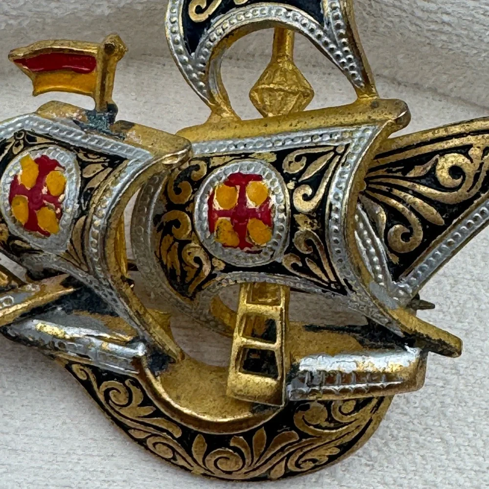 Vintage Spanish Damascene‎ Ship Brooch Toledo Gold Black Enamel Nautical